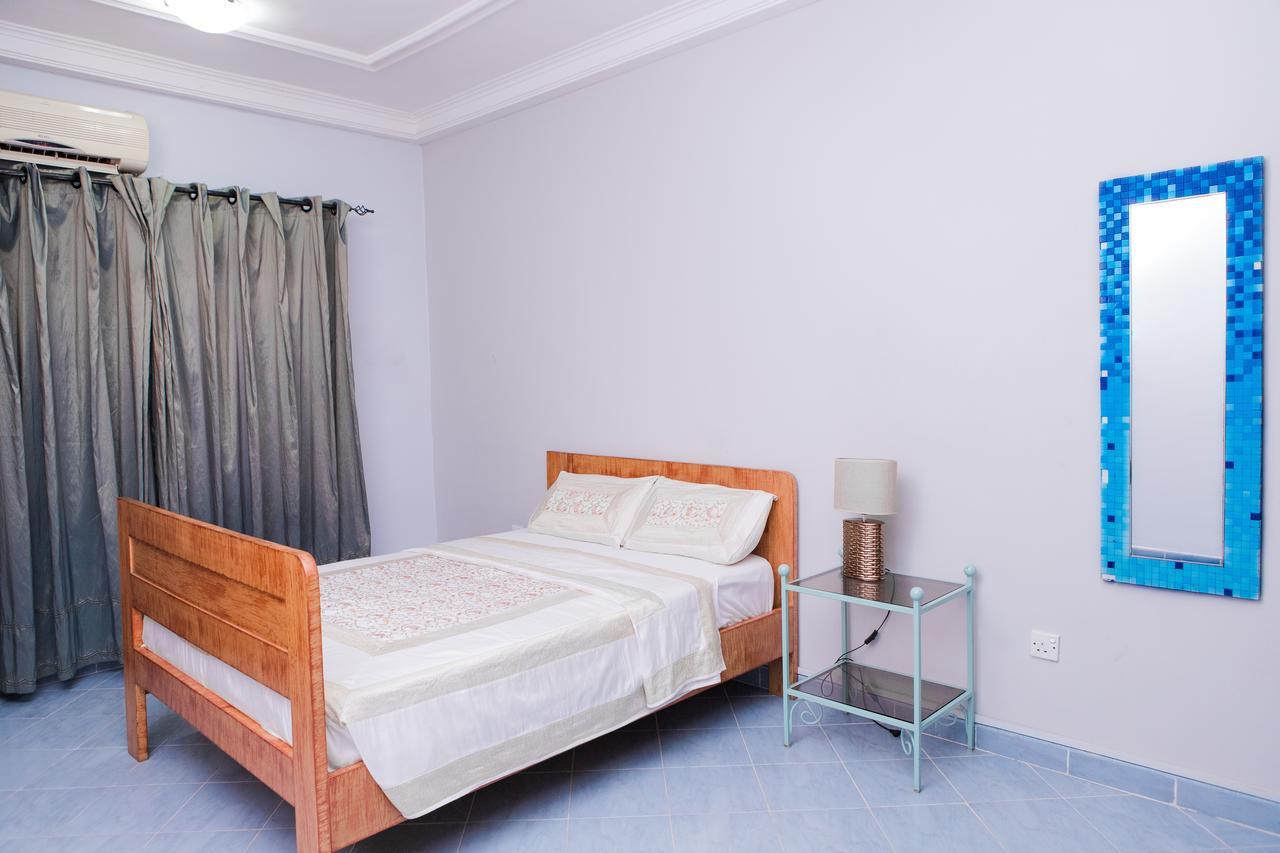 Maxwell Court Apartments Accra Exterior photo