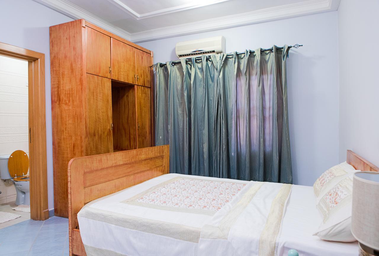 Maxwell Court Apartments Accra Exterior photo