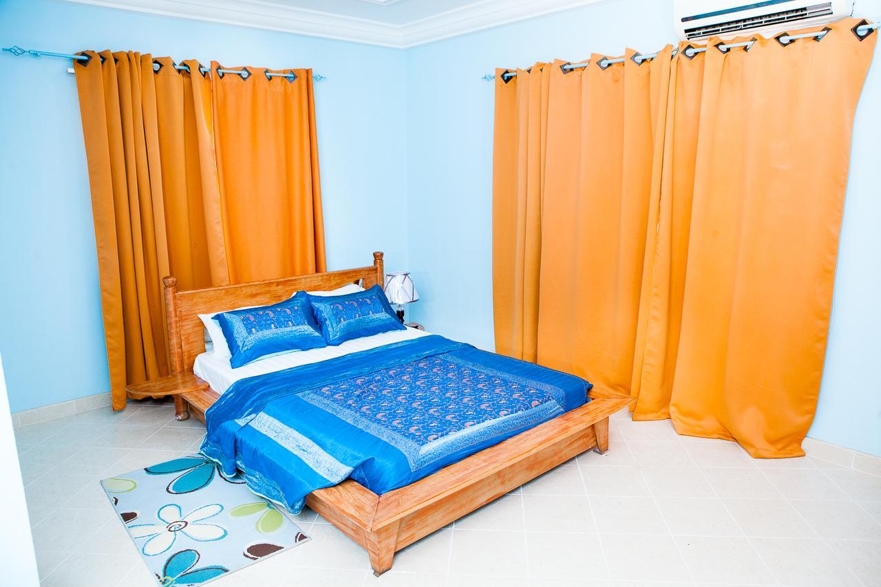 Maxwell Court Apartments Accra Exterior photo
