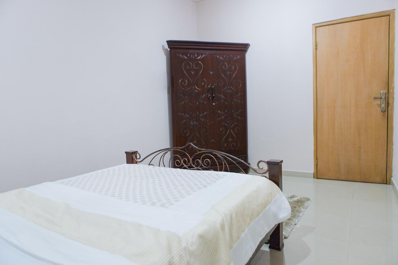 Maxwell Court Apartments Accra Exterior photo