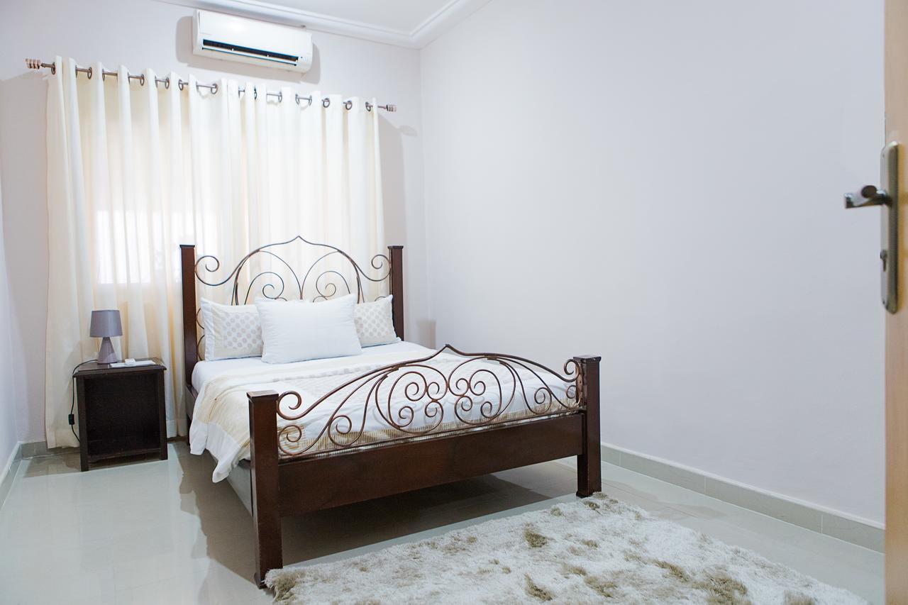 Maxwell Court Apartments Accra Exterior photo